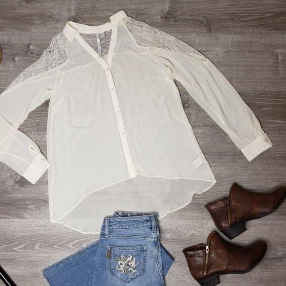 Lauren Conrad Sheer Lace Panel button front Blouse With Long Sleeves size small - Picture 1 of 8